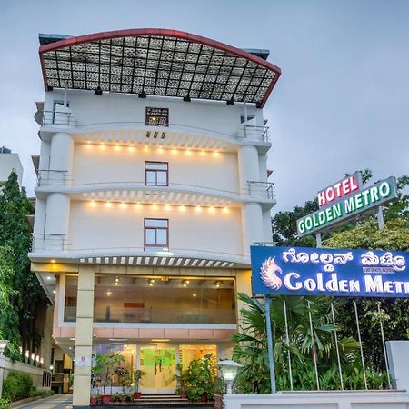 Golden Metro Hotel Бангалор Екстериор снимка