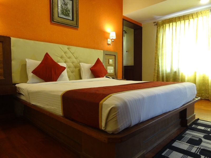 Golden Metro Hotel Бангалор Екстериор снимка
