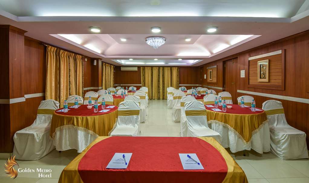 Golden Metro Hotel Бангалор Екстериор снимка