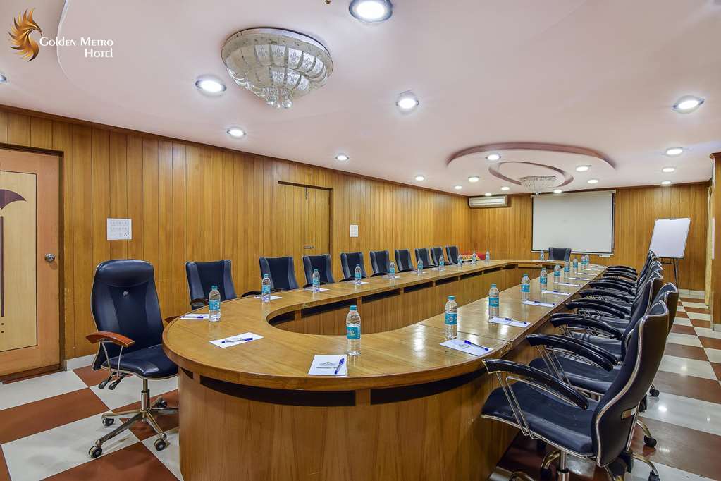 Golden Metro Hotel Бангалор Екстериор снимка