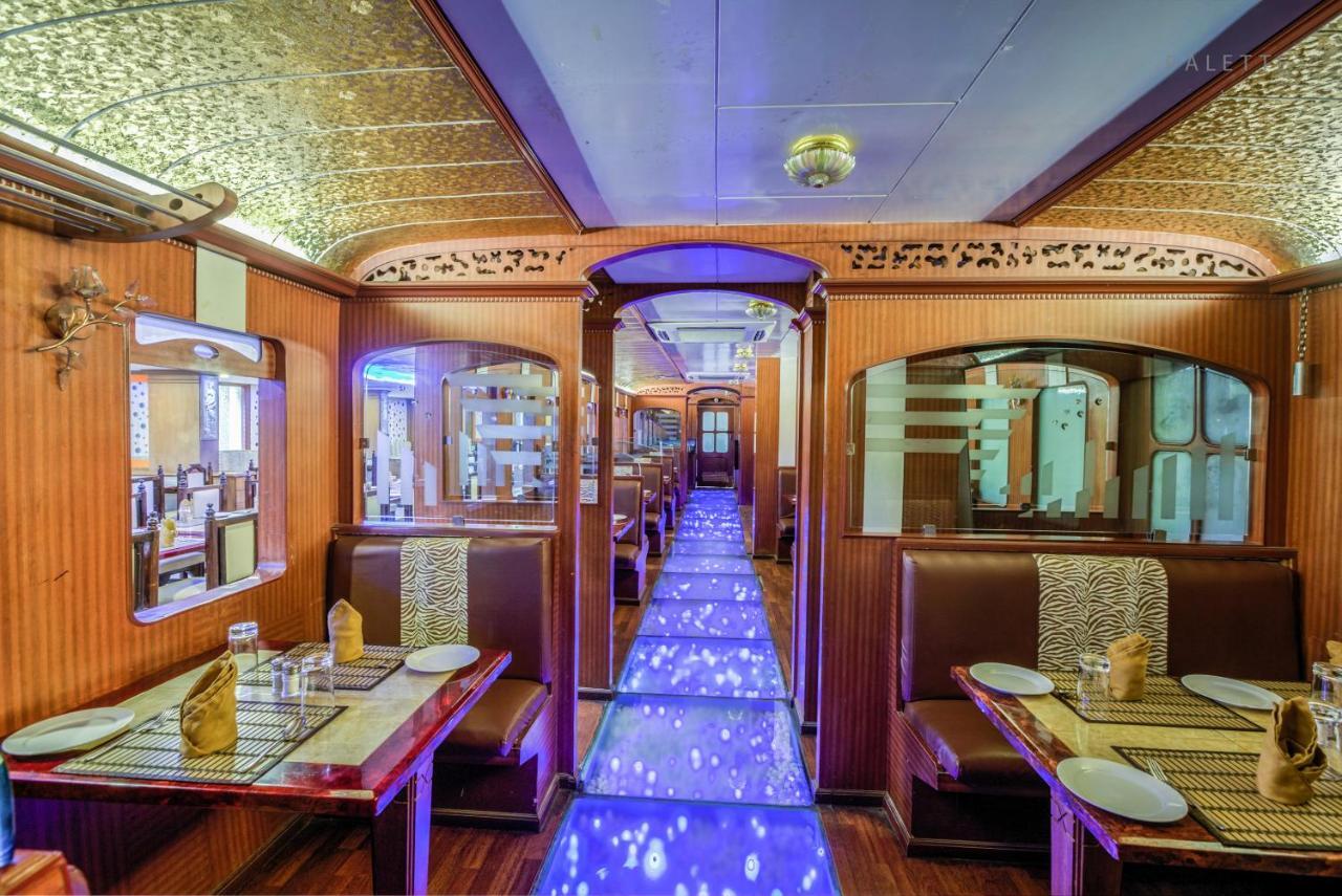 Golden Metro Hotel Бангалор Екстериор снимка